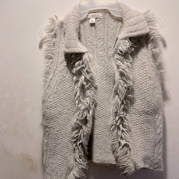 Banana Republic Jackets & Blazers - Sweater gray vest